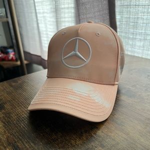 Lewis Hamilton Singapore Grand Prix special edition hat